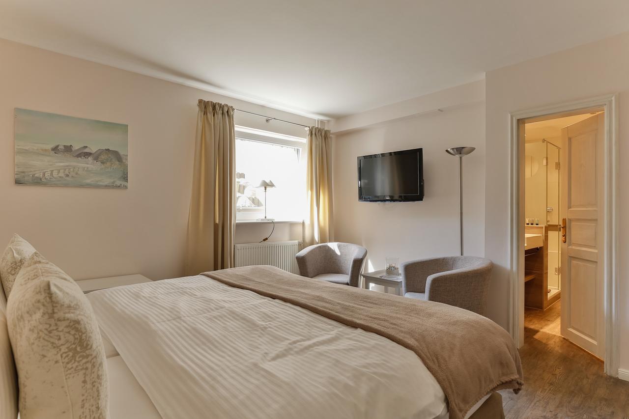 Hotel Uthland Westerland Esterno foto