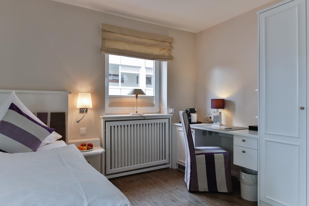 Hotel Uthland Westerland Esterno foto